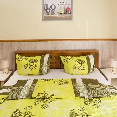 Kis Kacsa Apartman Lejlighed Eger