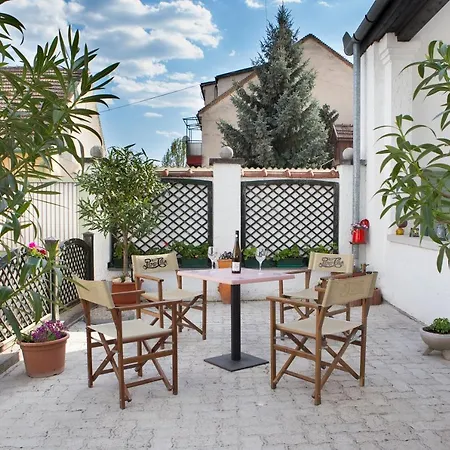 Kis Kacsa Apartman *